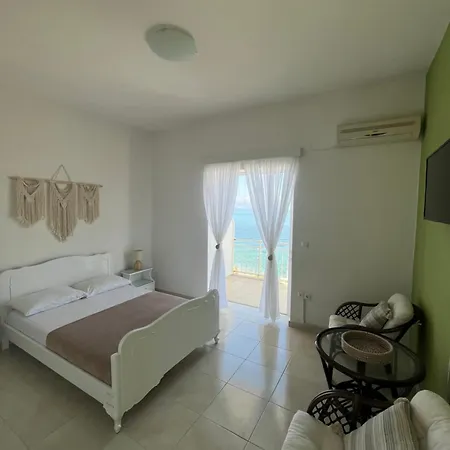 Andrew Seaside Holiday home
